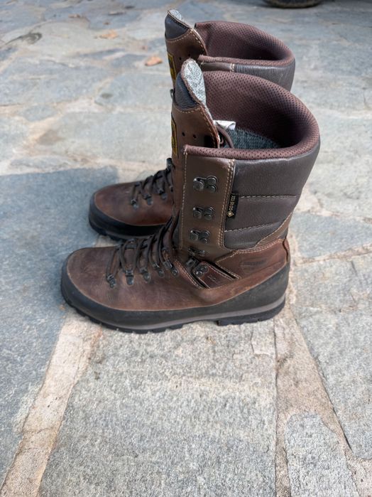 Ловни обувки Meindl Bergen GTX