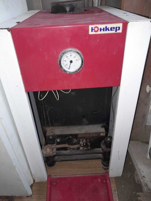 Котлы ЮНКЕР в рабочем состоянии 2 котла