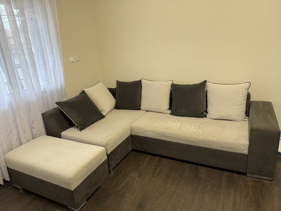 Продавам Ъглов диван