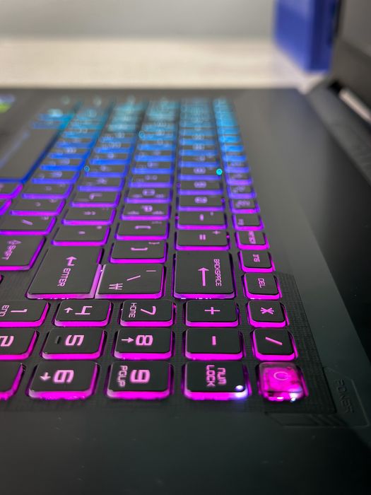 Игровой ноутбук MSI KATANA 17