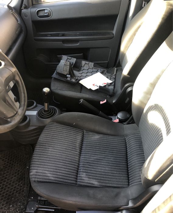 Mitsubishi colt 1.1 и 1.3 i на части