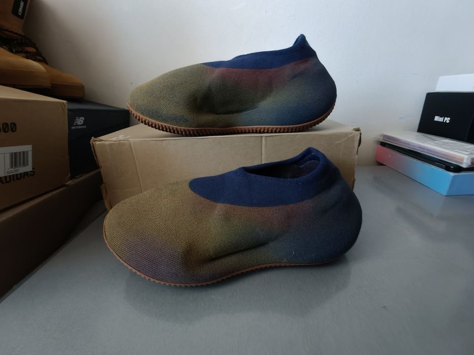 Adidas Yeezy Knit RNR "Fade Indigo" HP3370
