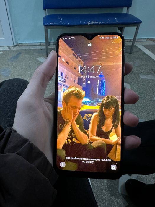 Самсунг а50 64гб