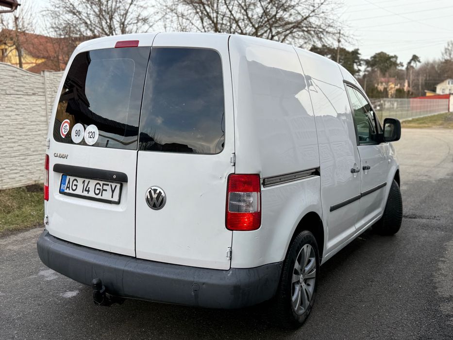 Volkswagen Caddy • 2009 • AC