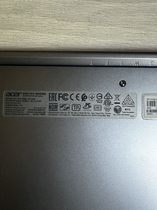 Срочно продам ноутбук Acer Swift