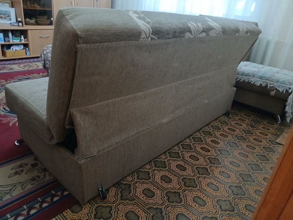 Продам диван раскладной