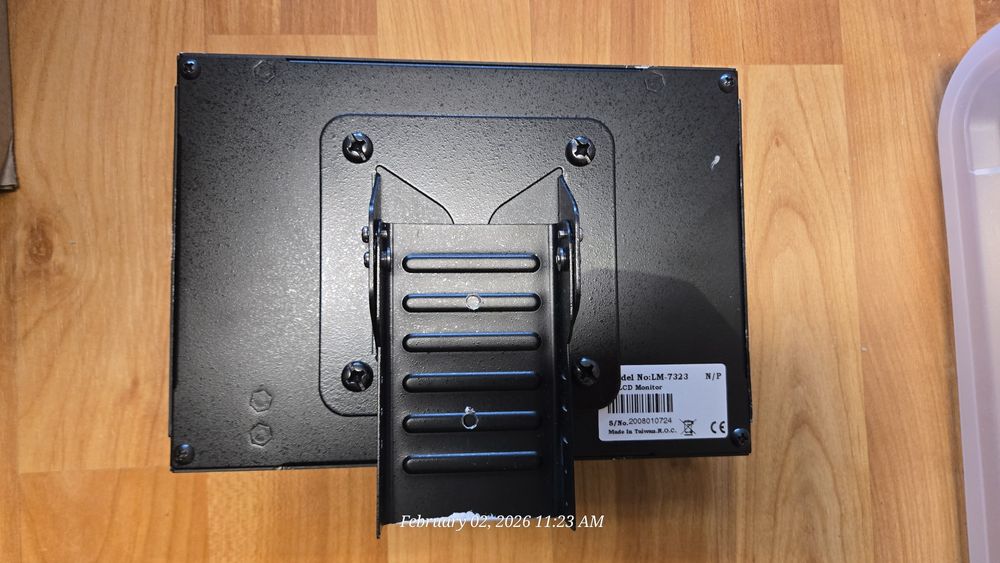 Monitor color cu 2 intrari video LM-7323