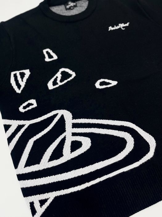 Свитер broken planet