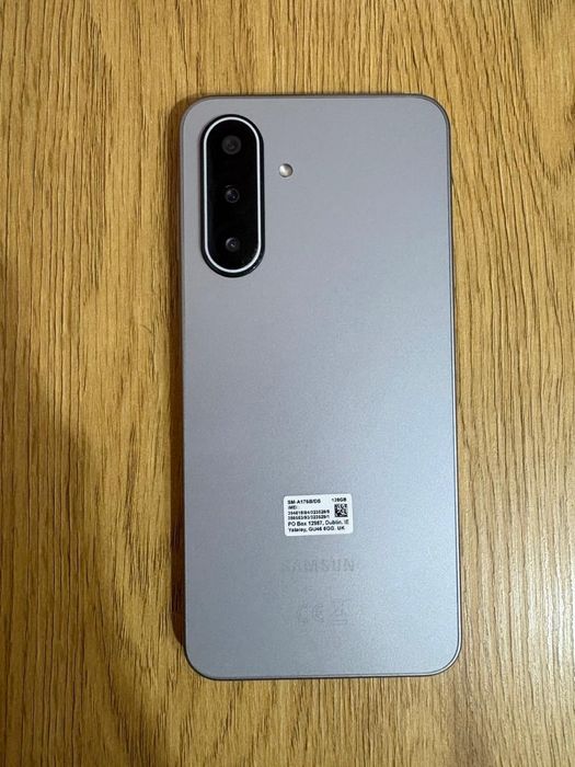 ЧИСТО НОВ! Samsung A17 5G