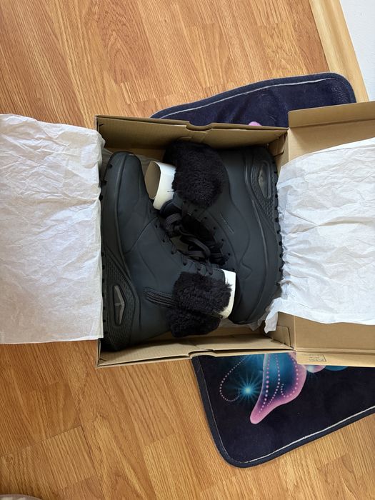 Ghete  pentru femei SKECHERS Uno Rugged Fall Air black