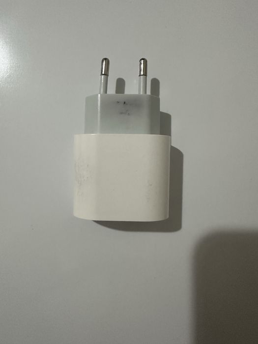 Apple 35W USB-C Power Adapter