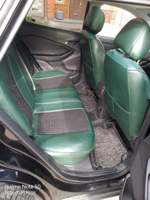 Продам Трекер Tracker Premier