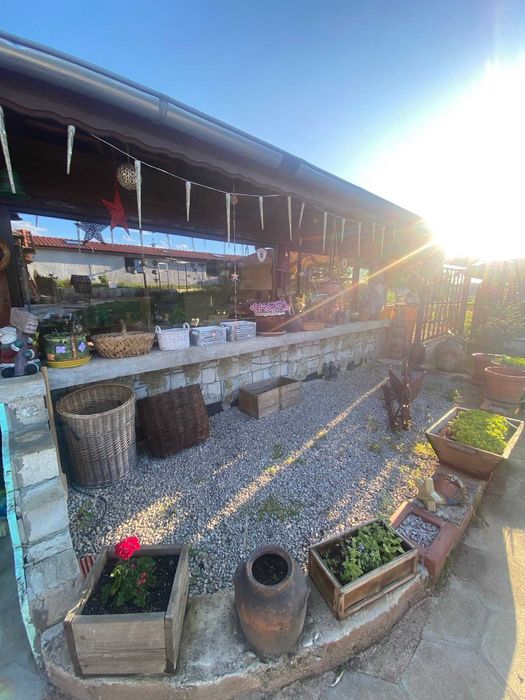 Продава се Къща в София, Център - 4448 кв.м за 135 €/кв.м - Снимка #4