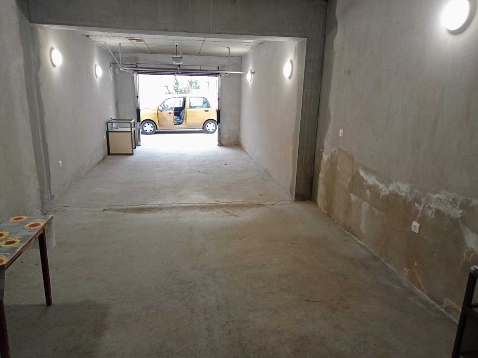 Продава се Гараж / Паркомясто в Велико Търново, Център - 44 кв.м за 910 €/кв.м - Снимка #1