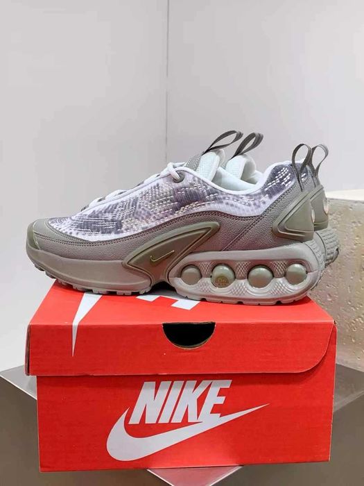Продавам нови мъжки маратонки Nike Air Max Dn Light Bone and Light Taupe
