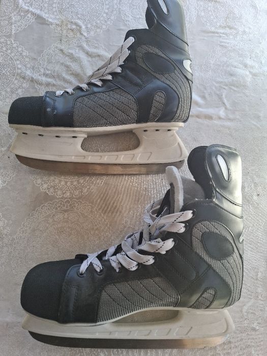 Продам коньки мужские б/у