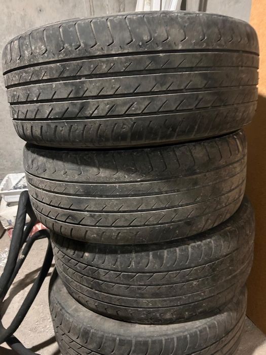 Продам летнюю шину