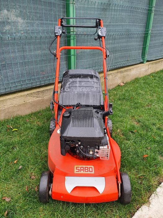 Mașină de tuns iarba gazon SABO
