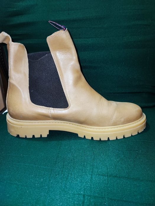 Зимни боти от естествена кожа