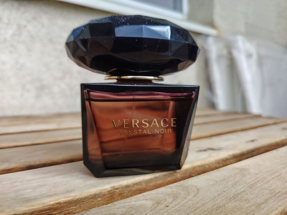 Parfum versace Crystal noir
