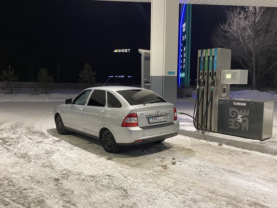 Приора 2 люкс 2015 год