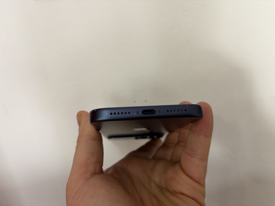 Iphone 17 Pro Max, Deep Blue, pentru piese/recarosare