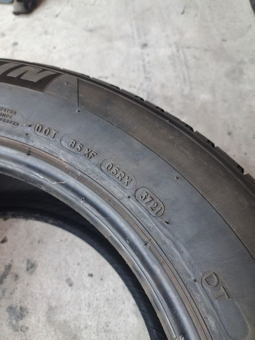 2 anvelope vară 235 60 r18 Michelin