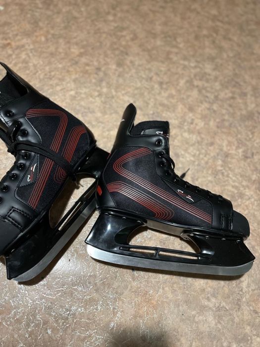 Хокейные коньки 45/46