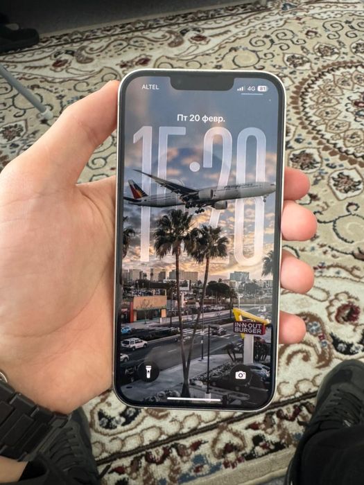 iPhone 13 128gb белый 100% емкость