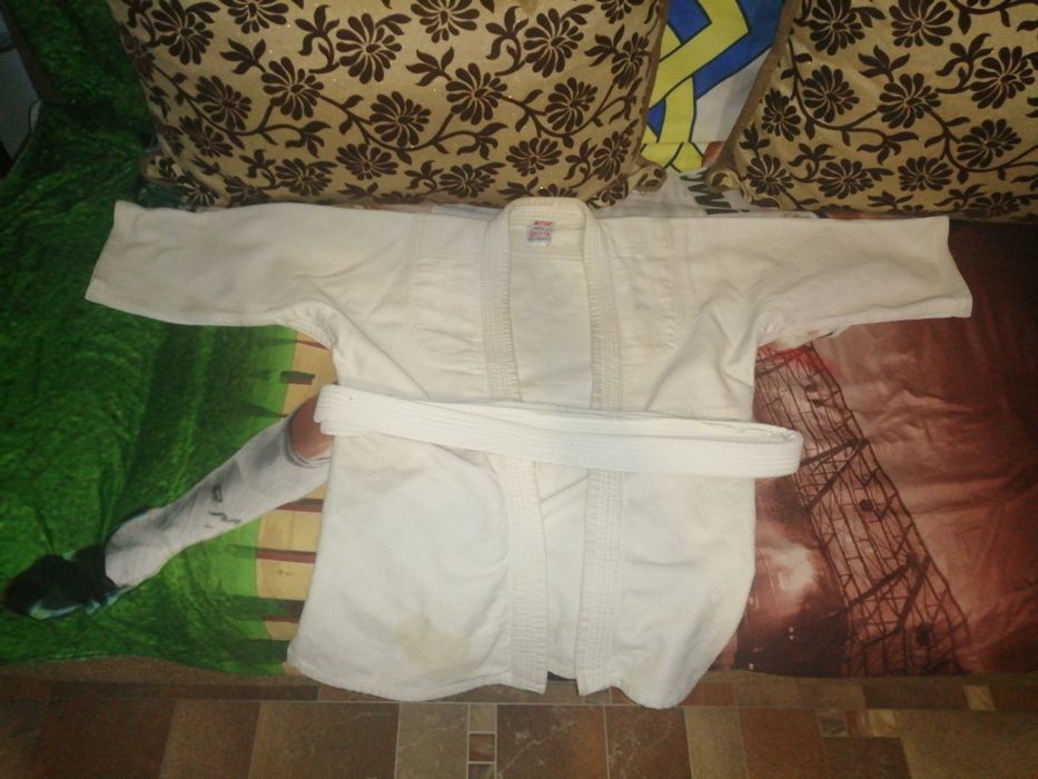 Кимано для самбо, пояс и куртка.