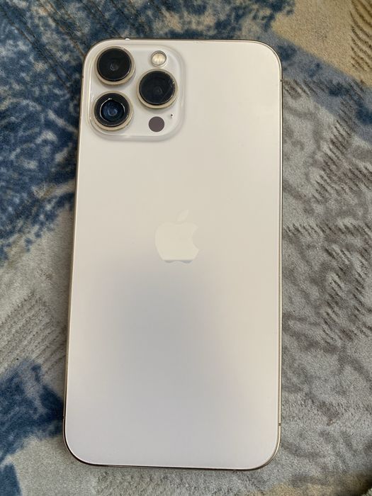 Vand sau schimb iphone 13 pro max