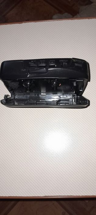 Продам кассетный плеер SHARP.