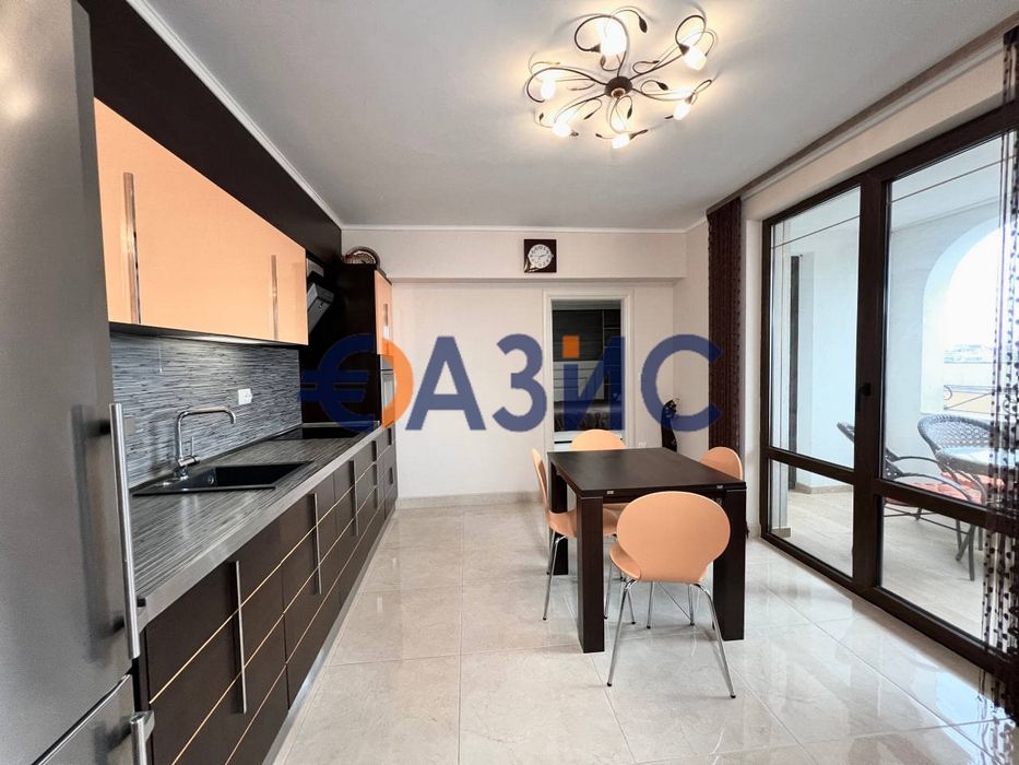 Продава се Тристаен апартамент в Несебър - 130 кв.м за 864 €/кв.м - Снимка #12