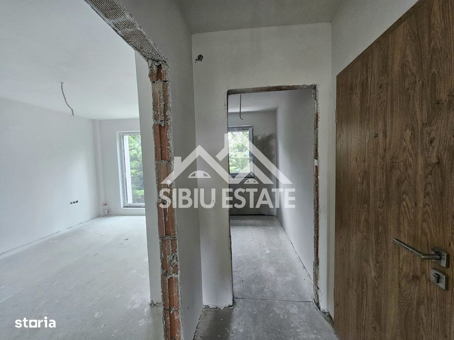 Apartament 3 camere, 2 bai clasa A