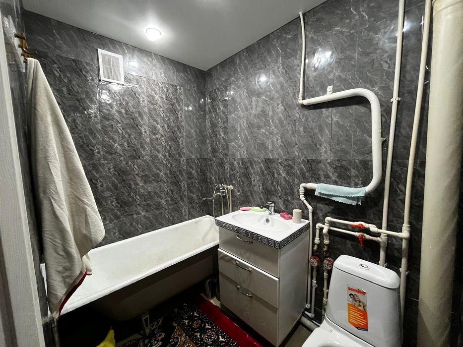 Продам 2 комн.кв, центр, 4/5