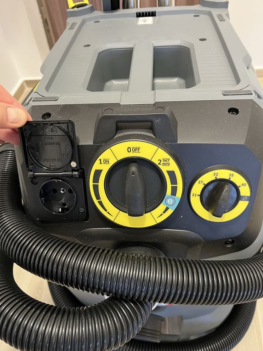 Aspirator umed-uscat  Karcher NT 30/1  Tact Te M