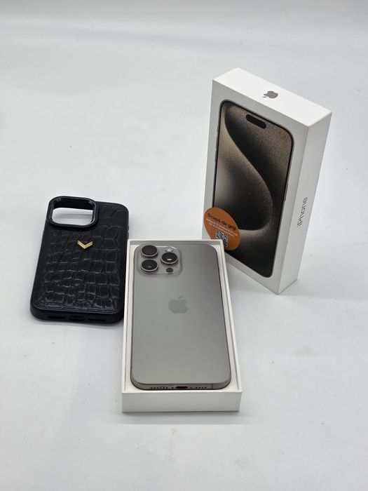 Iphone 15 pro max, Natural Titanium, 256gb, 89% - sanatate baterie