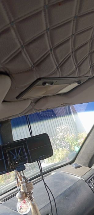 Автомобиль Фольксваген Пассат б3