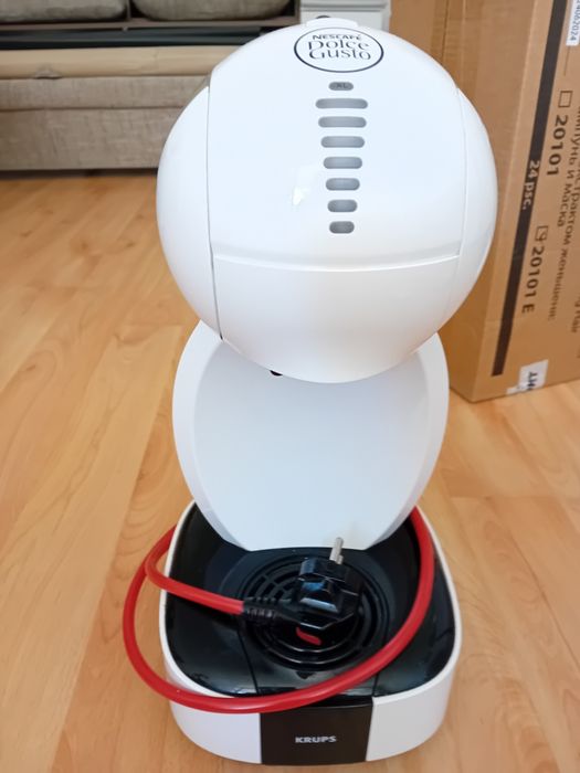 Кафемашина Nescafe Dolce Gusto Delonghi