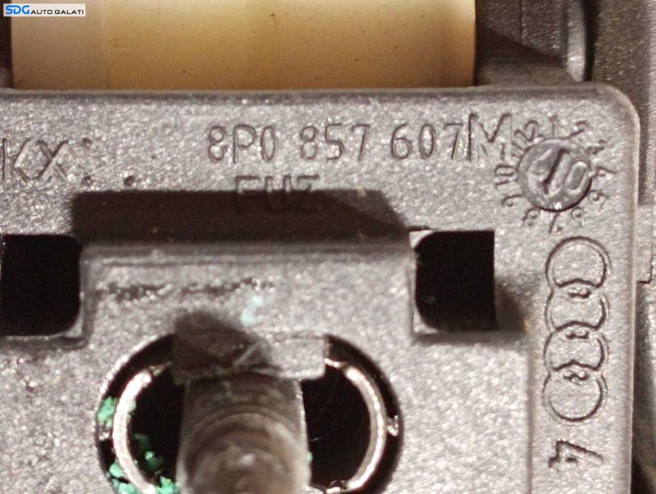 Maner Plafon Dreapta Fata Audi A3 8P 2004 - 2013 Cod 8P0857607N 8P0857607M [M4853]