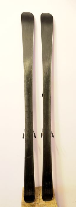 Продам лыжи  ELAN  б/у