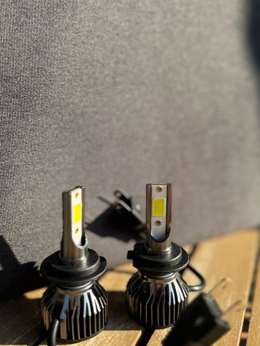 Becuri auto  Xenon LED H8 H7 D1S D2S - Canbus, fără erori in bord