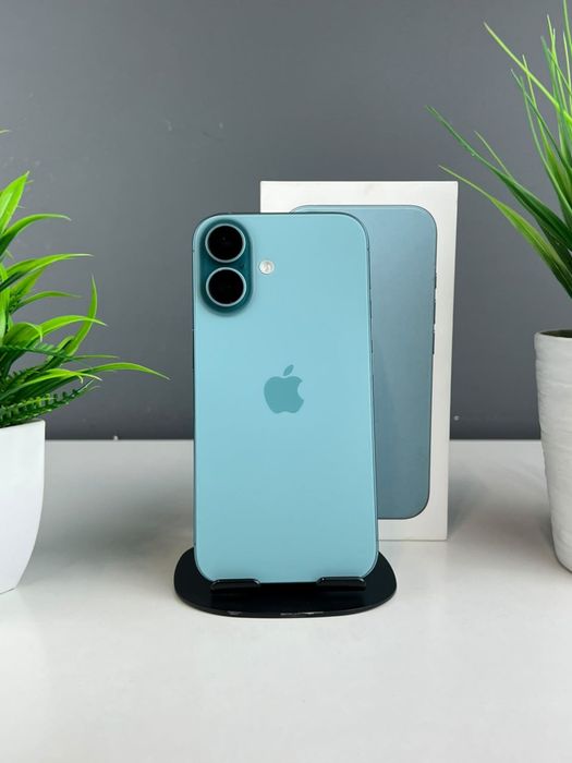 Телефон Apple iPhone 16 256GB