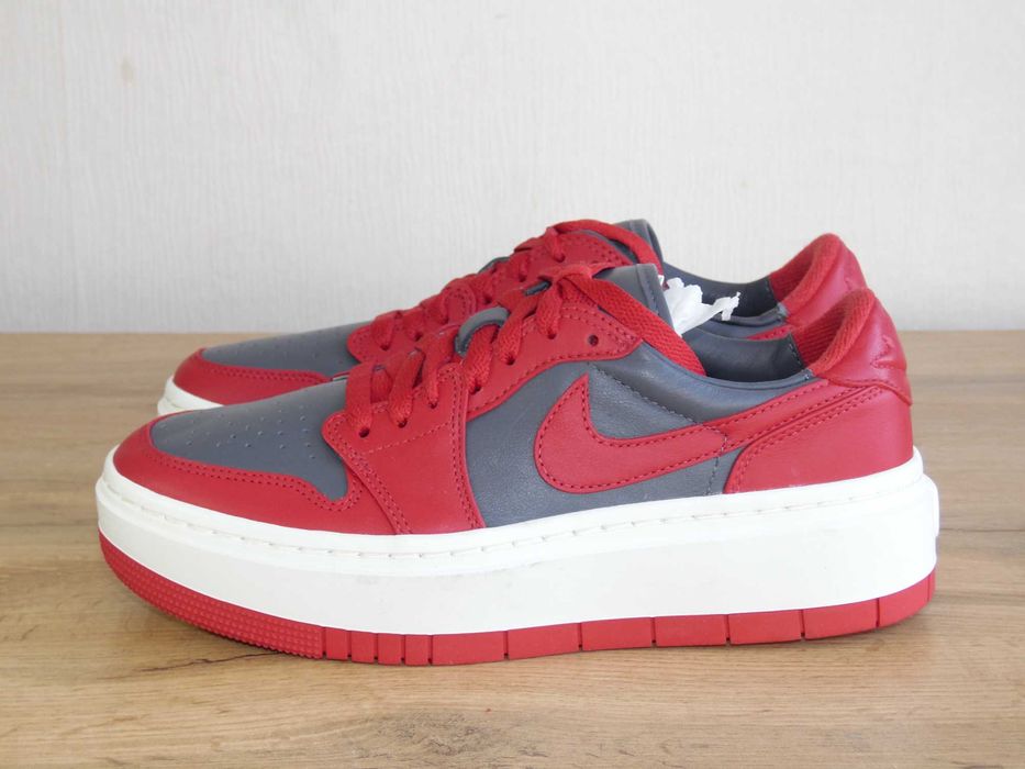 Нови! Air Jordan 1 Low Elevate Red Grey - 38,5 номер Оригинални!