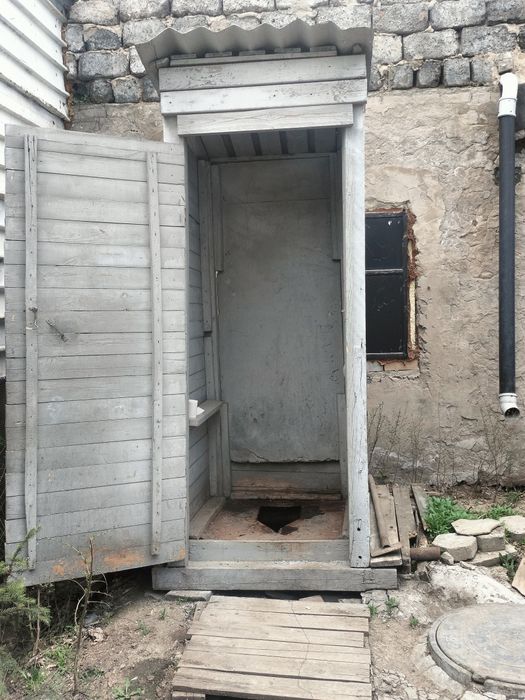 Продам уличный туалет