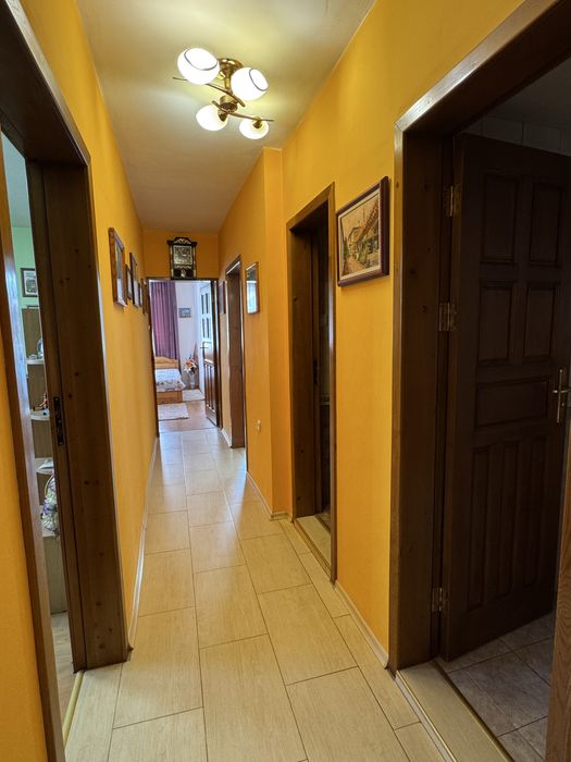 Продава се Тристаен апартамент в Търговище, Център - 92 кв.м за 1303 €/кв.м - Снимка #8