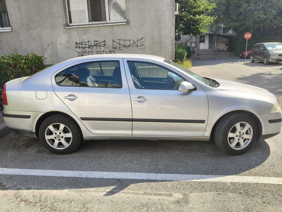 Vând Skoda Octavia 2, an 2004, echipată cu motor 1.6 MPI + instalație GPL