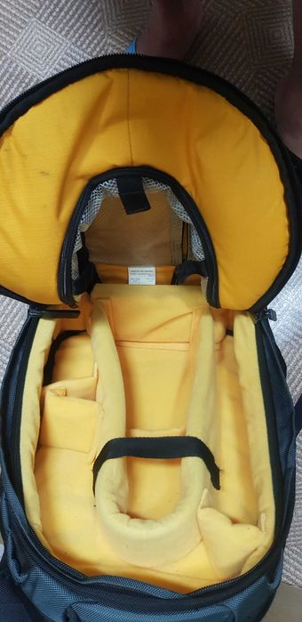 Продавам раница за камера на марката KWATA