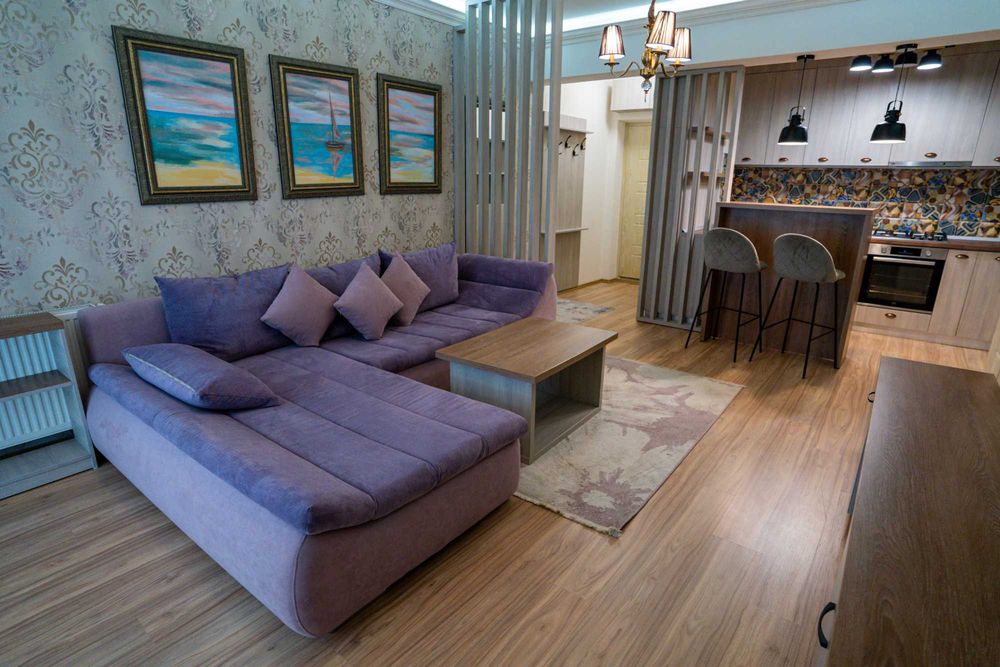 Apartament 2 camere la mare Mamaia cu loc de parcare inclus