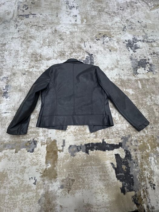 Куртка кожаная, триуголка